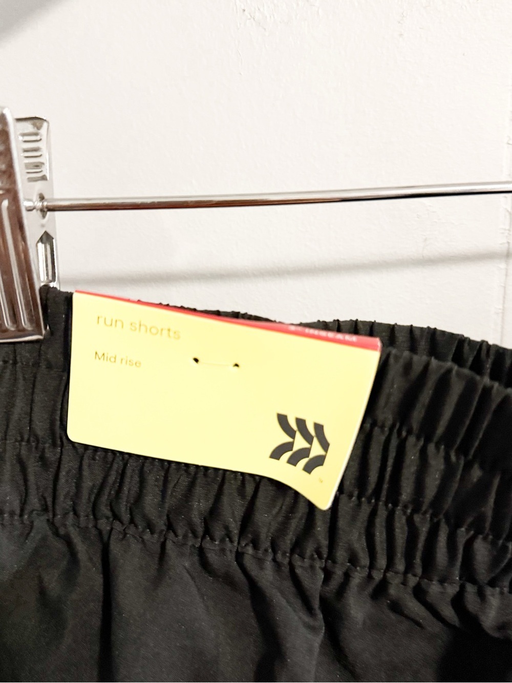 NWT All In Motion Mid Rise Run Shorts - Picture 4 of 5